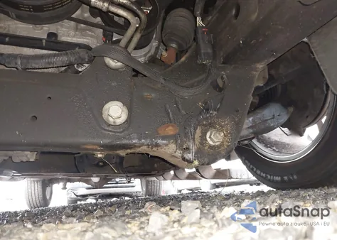 2017 Chevrolet Silverado 1500 High Country z USA, uszkodzony, nr VIN 3GCUKTEJ3HG190382